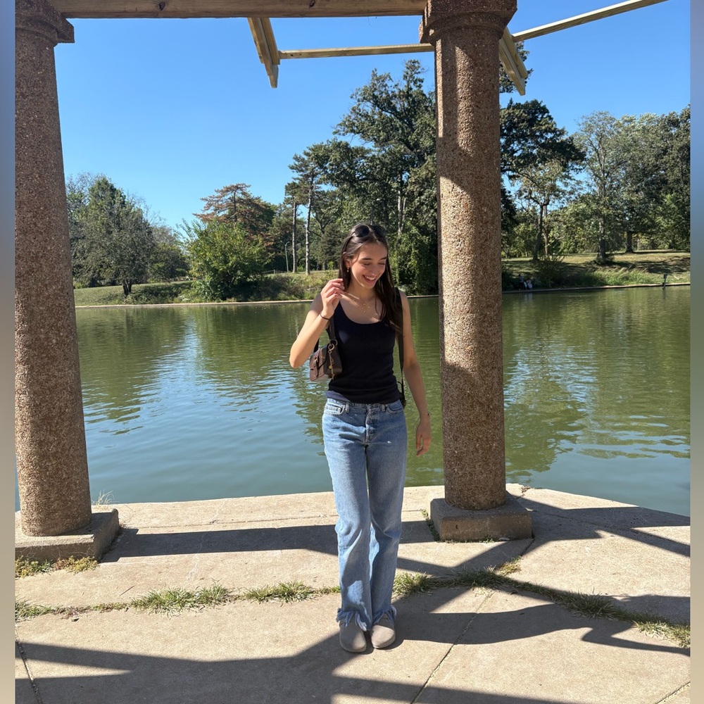 Meet your Posher, Aisha